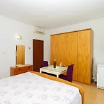 Balic - Zf Hvar Гостевой дом 3*