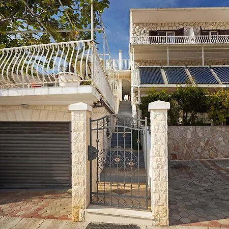 Balic - Zf Hvar Πανσιόν Χβαρ