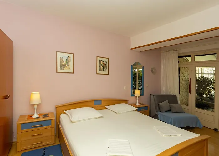 Guest house Balic - Zf Hvar 3*