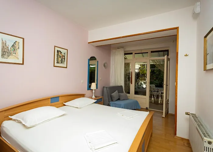 Guest house Balic - Zf Hvar
