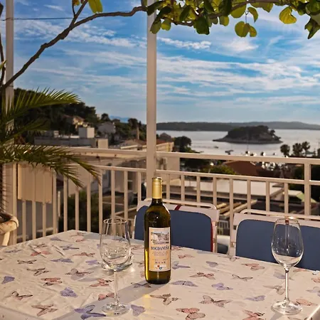 Balic - Zf Hvar 3* هفار