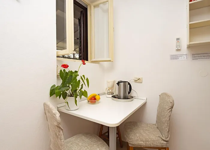 Balic - Zf Hvar 3* חוואר